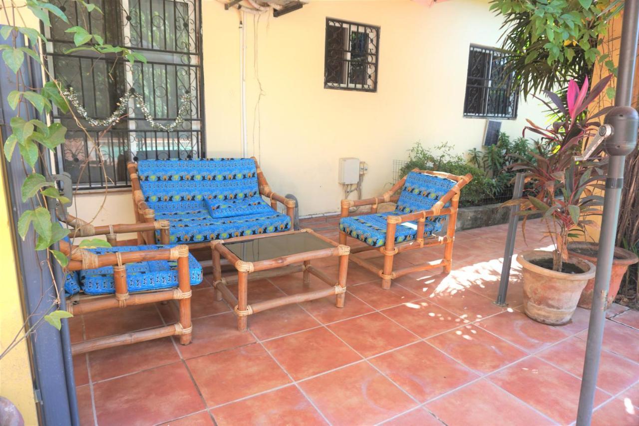 Bijilo B & B Villa Calliandra מראה חיצוני תמונה